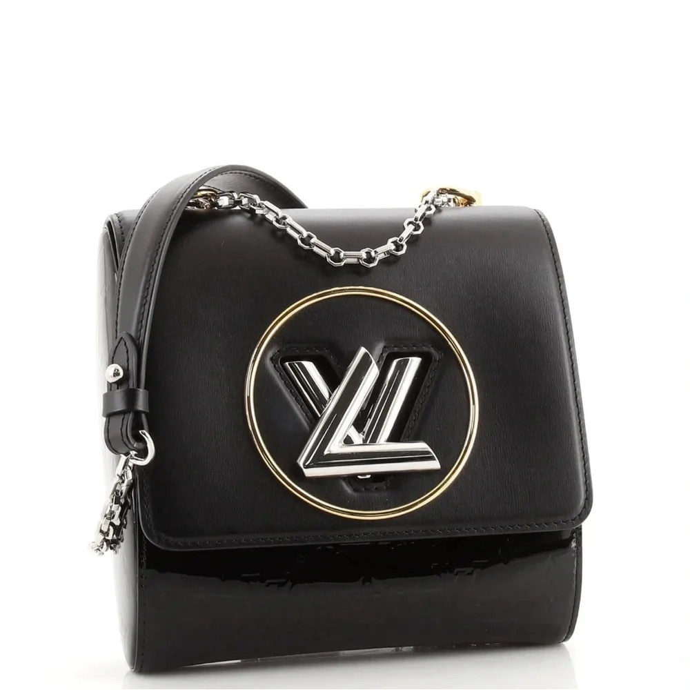 Louis Vuitton Pochette Twist Leather & Vernis - Picture 2 of 8